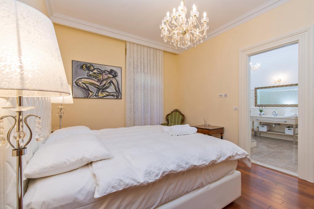 Luxury Seafront Apartment Banje Dubrovnik Exterior foto